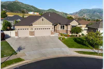 1402 E 5550 S, South Ogden, UT 84403 - Photo 4