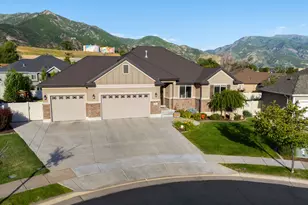 1402 E 5550 S, South Ogden, UT 84403 - Photo 4