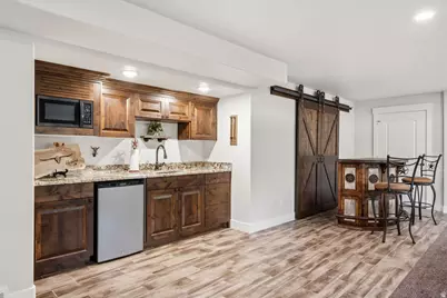 1402 E 5550 S, South Ogden, UT 84403 - Photo 32