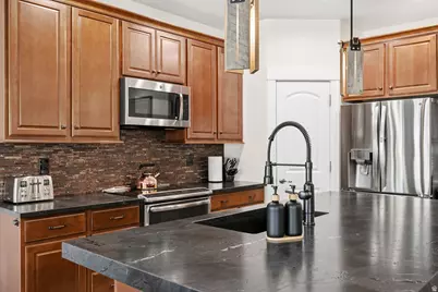 1402 E 5550 S, South Ogden, UT 84403 - Photo 16