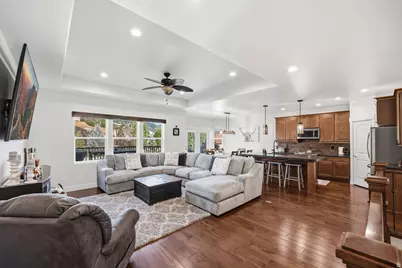 1402 E 5550 S, South Ogden, UT 84403 - Photo 12
