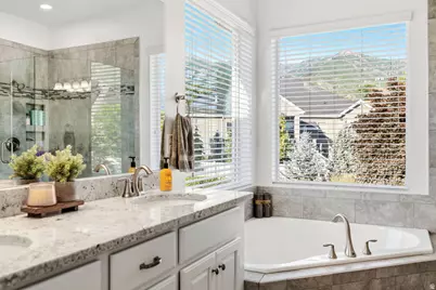 1402 E 5550 S, South Ogden, UT 84403 - Photo 22