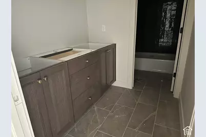 743 W Sara Dr, Saratoga Springs, UT 84045 - Photo 12