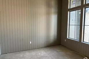 743 W Sara Dr, Saratoga Springs, UT 84045 - Photo 4