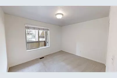 9131 S Jefferson Pl, Sandy, UT 84070 - Photo 10