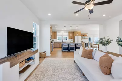 6766 W Docksider Dr, South Jordan, UT 84009 - Photo 4