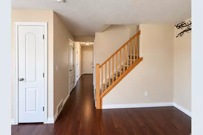 6693 S Balfour Ln W, Murray, UT 84123 - Photo 12