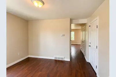 6693 S Balfour Ln W, Murray, UT 84123 - Photo 2