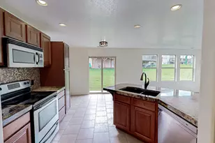 1226 Lily Pad Dr, Spanish Fork, UT 84660 - Photo 8