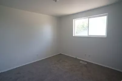 560 Pezel Rd, Tooele, UT 84074 - Photo 10