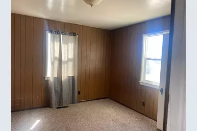 140 E 100 S, Castle Dale, UT 84513 - Photo 2