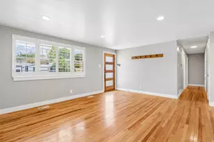 10242 S Marble St E, Sandy, UT 84094 - Photo 4