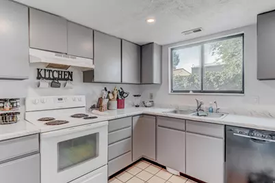 487 Ontario St, Tooele, UT 84074 - Photo 8