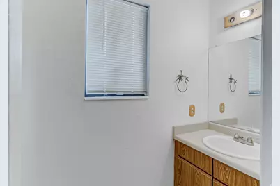 487 Ontario St, Tooele, UT 84074 - Photo 10