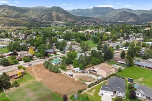 143 S Center St, Midway, UT 84049 - Photo 32