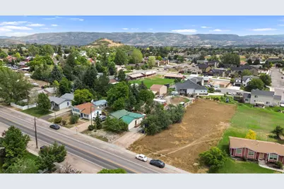 143 S Center St, Midway, UT 84049 - Photo 34