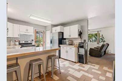 143 S Center St, Midway, UT 84049 - Photo 8