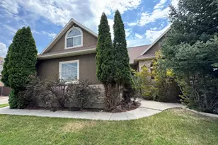 28 E 1600 S, Payson, UT 84651 - Photo 2