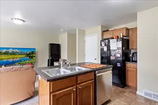 2153 W Foxwood St S, West Haven, UT 84401 - Photo 8