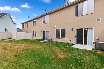 2153 W Foxwood St S, West Haven, UT 84401 - Photo 18