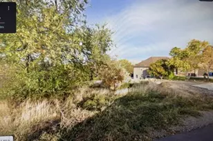327 N 500 E, Payson, UT 84651 - Photo 2