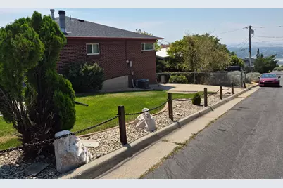 699 N Eastcapitol Blvd, Salt Lake City, UT 84103 - Photo 10
