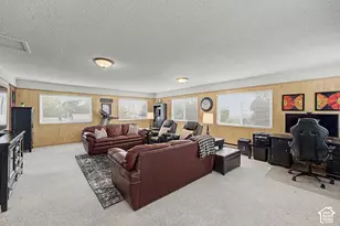971 E 800 S, Bountiful, UT 84010 - Photo 10