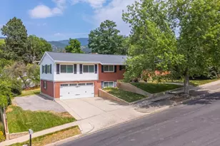 971 E 800 S, Bountiful, UT 84010 - Photo 2