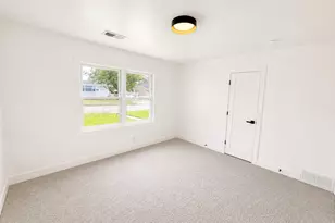 26 W 450 N, Orem, UT 84057 - Photo 24