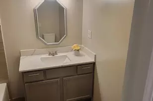 813 W Big Mountain Dr, Taylorsville, UT 84123 - Photo 8