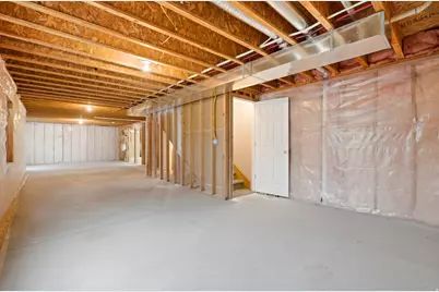 651 E 600 N, Roosevelt, UT 84066 - Photo 24
