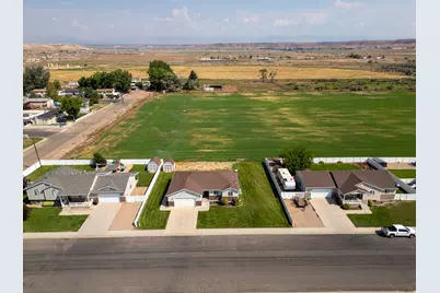 651 E 600 N, Roosevelt, UT 84066 - Photo 4