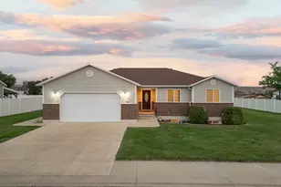 651 E 600 N, Roosevelt, UT 84066 - Photo 1