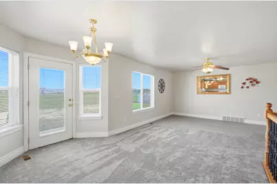 651 E 600 N, Roosevelt, UT 84066 - Photo 14