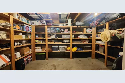 930 N 200 E, Price, UT 84501 - Photo 38