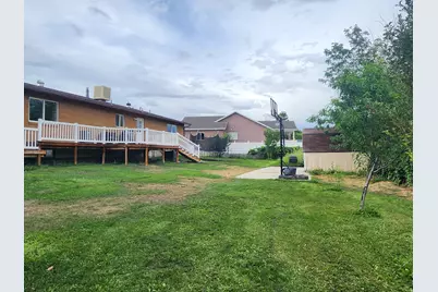 930 N 200 E, Price, UT 84501 - Photo 44