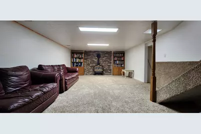 930 N 200 E, Price, UT 84501 - Photo 28