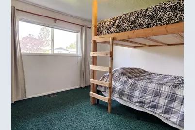 930 N 200 E, Price, UT 84501 - Photo 24