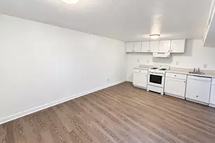 235 W International Ave N, Tooele, UT 84074 - Photo 12