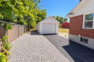 235 W International Ave N, Tooele, UT 84074 - Photo 22