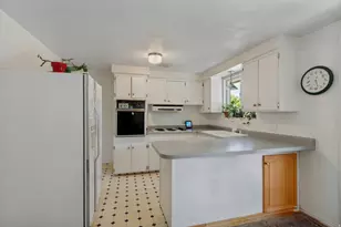 5743 S 920 E, Salt Lake City, UT 84121 - Photo 6