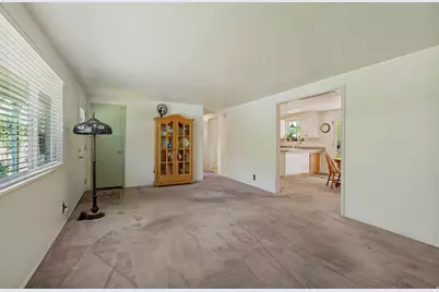 5743 S 920 E, Salt Lake City, UT 84121 - Photo 6