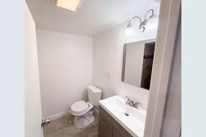 116 Ross Dr, Clearfield, UT 84015 - Photo 10