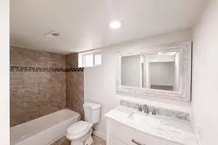 116 Ross Dr, Clearfield, UT 84015 - Photo 16