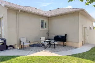 1087 Banbury Dr, Syracuse, UT 84075 - Photo 50