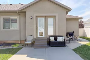 1087 Banbury Dr, Syracuse, UT 84075 - Photo 48
