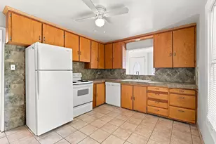 2980 S 500 E, South Salt Lake, UT 84106 - Photo 10