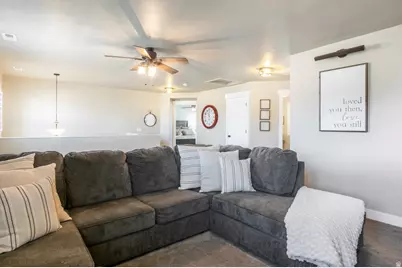 1457 W Waterfront Dr S, Syracuse, UT 84075 - Photo 16