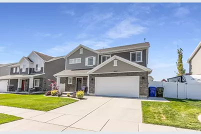 1457 W Waterfront Dr S, Syracuse, UT 84075 - Photo 2