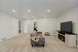 6078 N Boulter Peak Ln, Eagle Mountain, UT 84005 - Photo 38